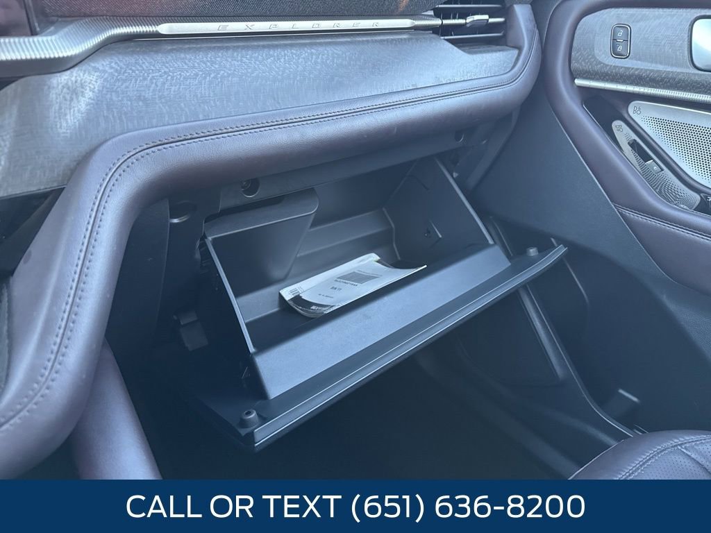 Certified 2025 Ford Explorer Platinum w/ Ultimate Package image 20