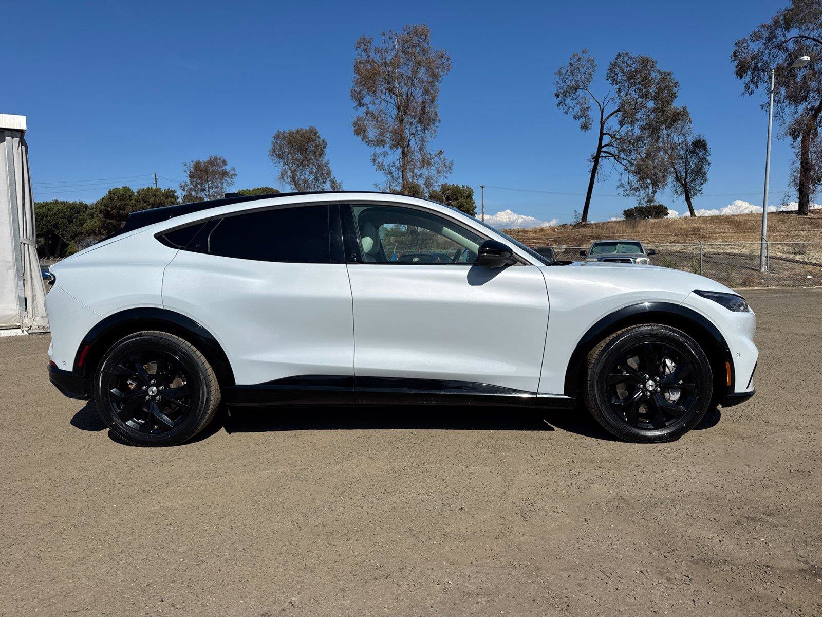 Certified 2023 Ford Mustang Mach-E Premium AWD/4WD image 7