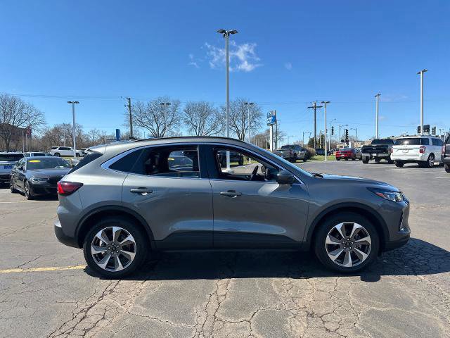 Certified 2023 Ford Escape Platinum AWD/4WD image 8