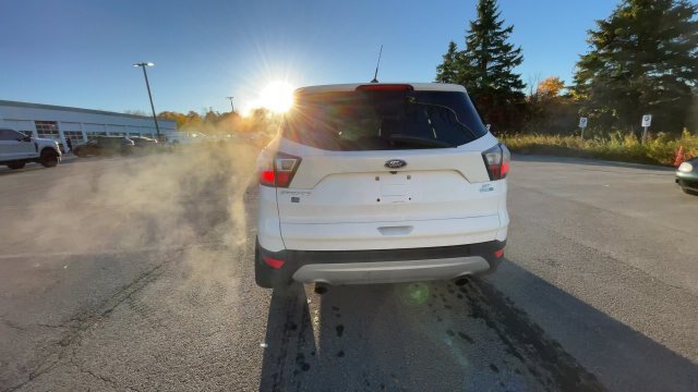 Certified 2017 Ford Escape SE AWD/4WD image 8