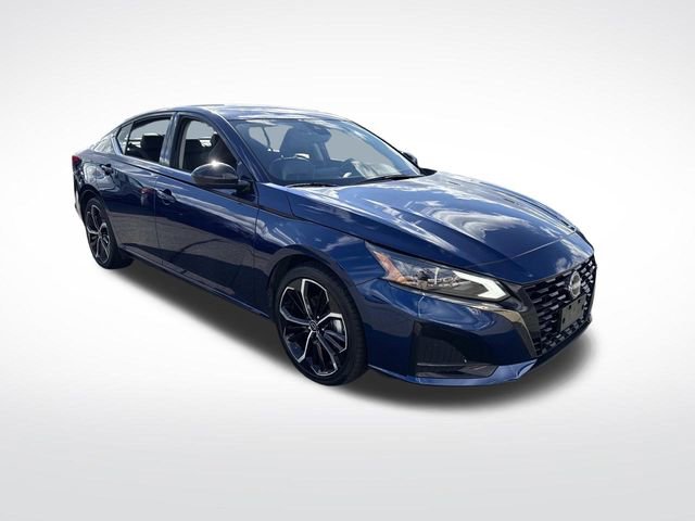 Used 2024 Nissan Altima 2.5 SR image 10