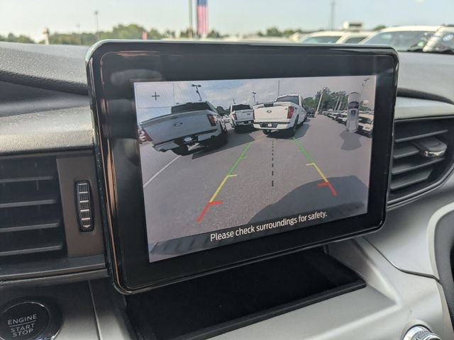 Certified 2022 Ford Explorer XLT RWD image 16