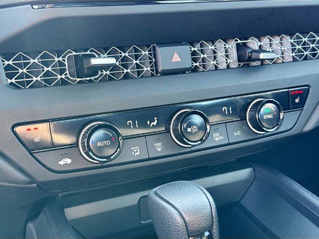 Used 2023 Honda Accord EX image 13