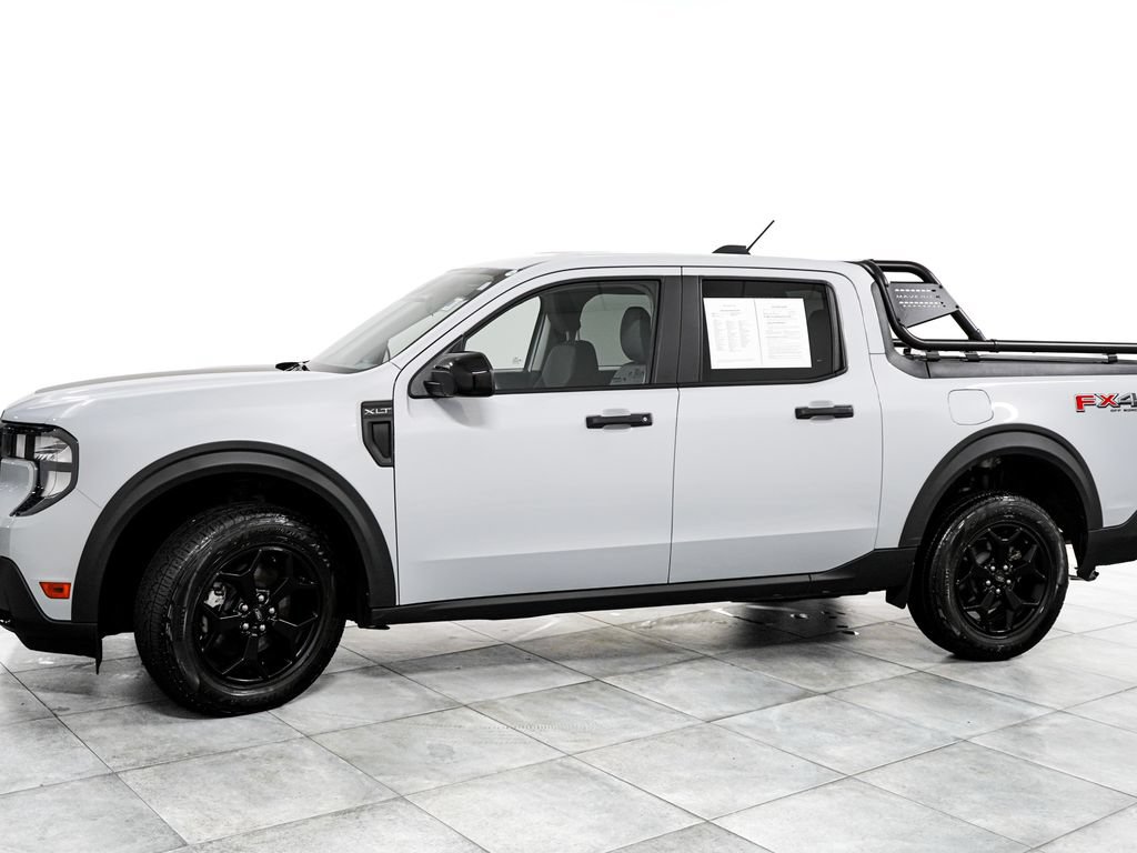 Certified 2025 Ford Maverick XLT w/ XLT Luxury Package AWD/4WD image 4