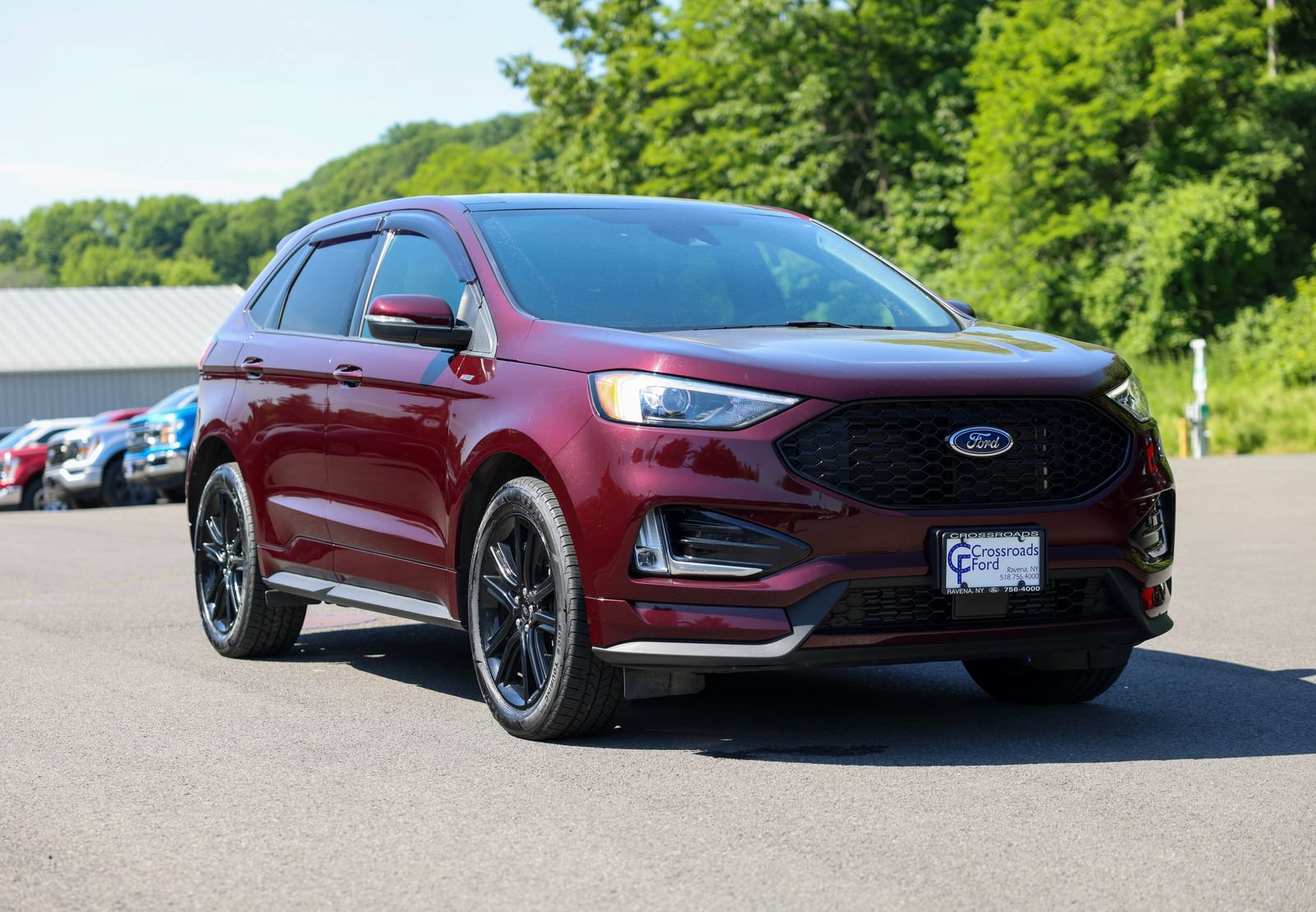 Certified 2020 Ford Edge ST-Line w/ Cold Weather Package AWD/4WD image 6