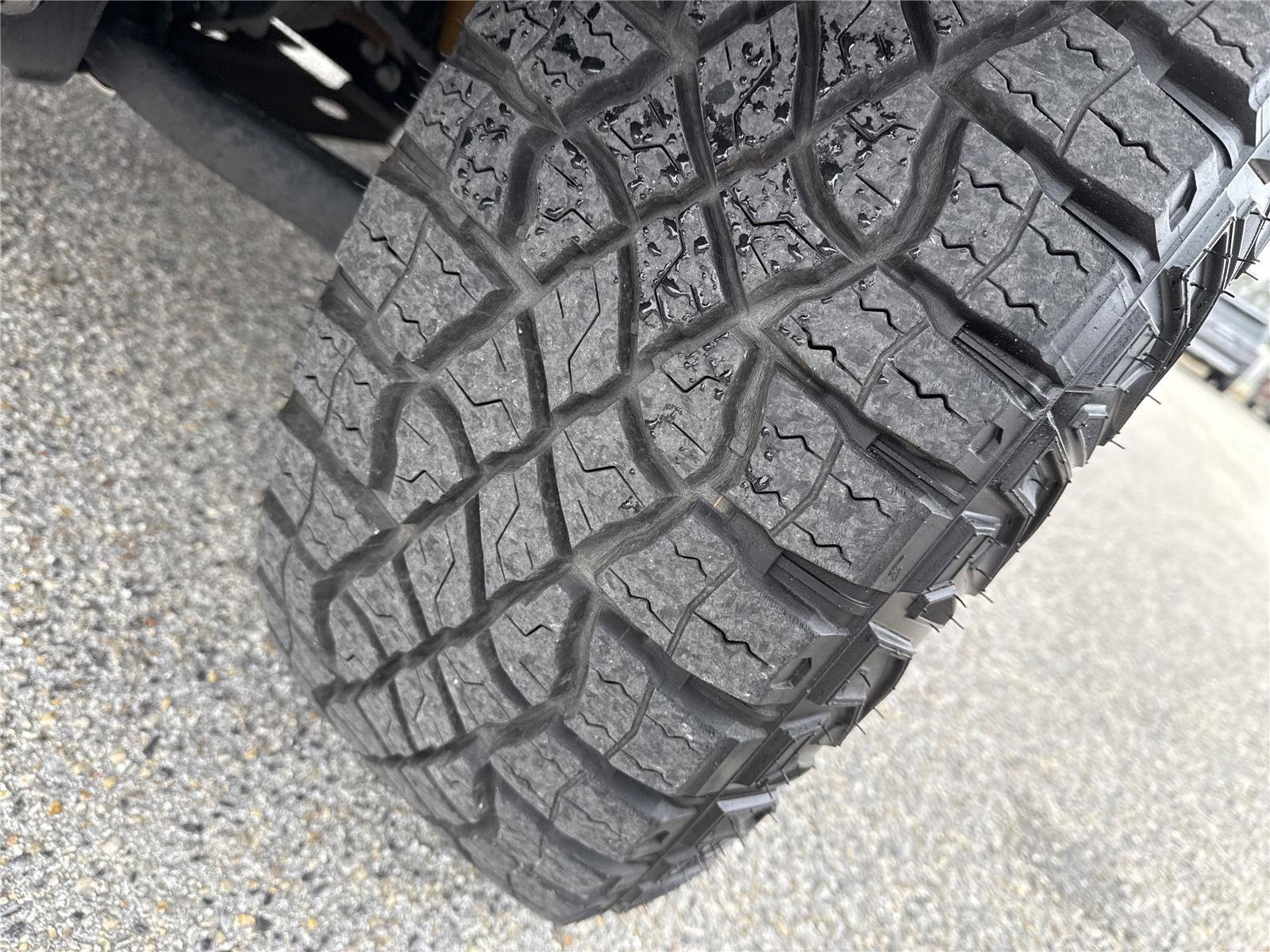 Used 2024 Chevrolet Colorado ZR2 w/ Technology Package image 66