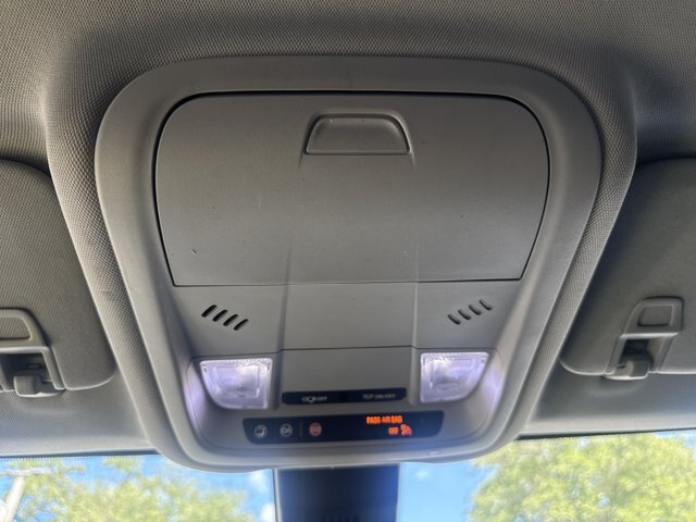 Used 2020 GMC Terrain SLE FWD image 24