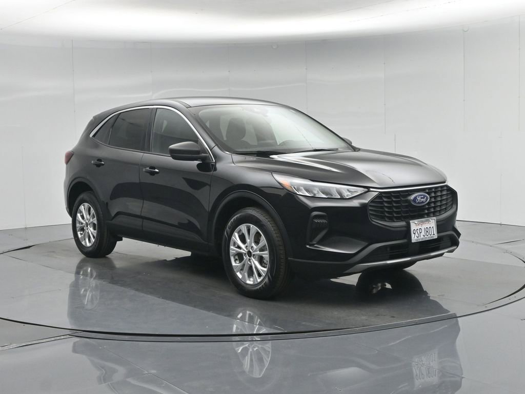 Certified 2023 Ford Escape Active AWD/4WD image 55