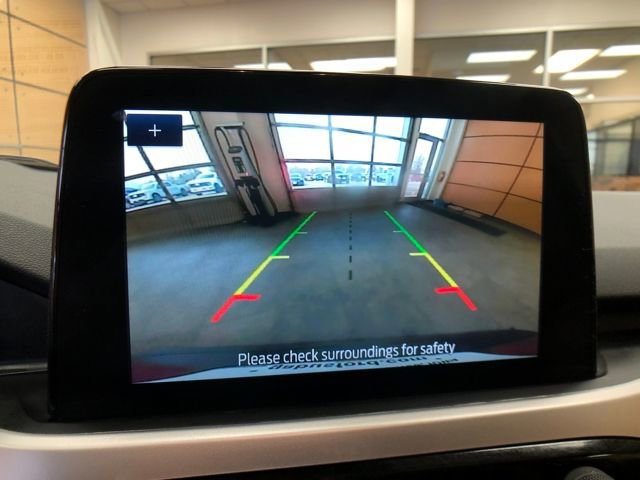 Certified 2020 Ford Escape SE image 16