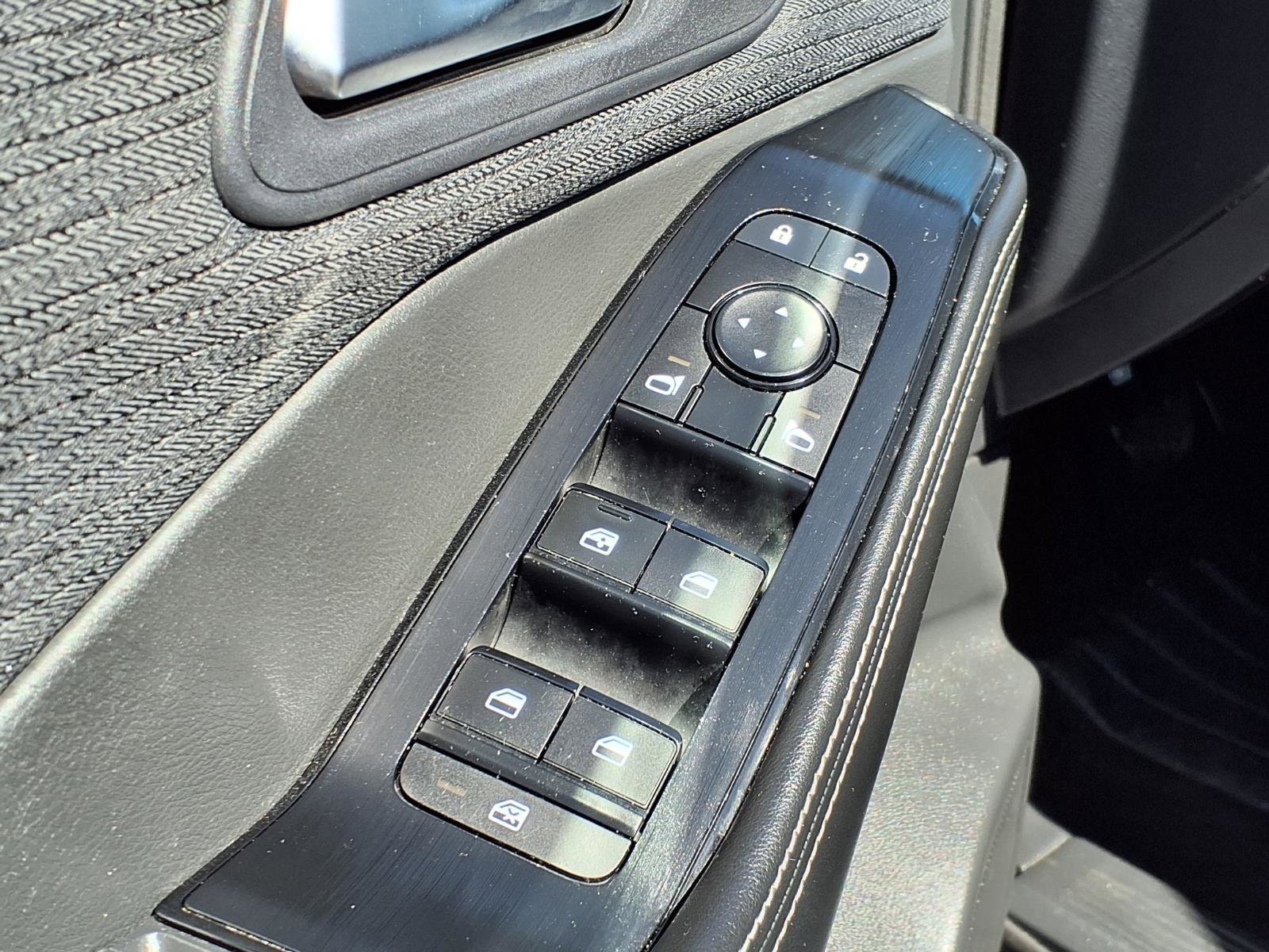 Used 2022 Nissan Rogue SV FWD image 21