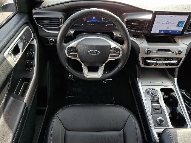 Certified 2023 Ford Explorer XLT w/ Equipment Group 202A AWD/4WD image 12
