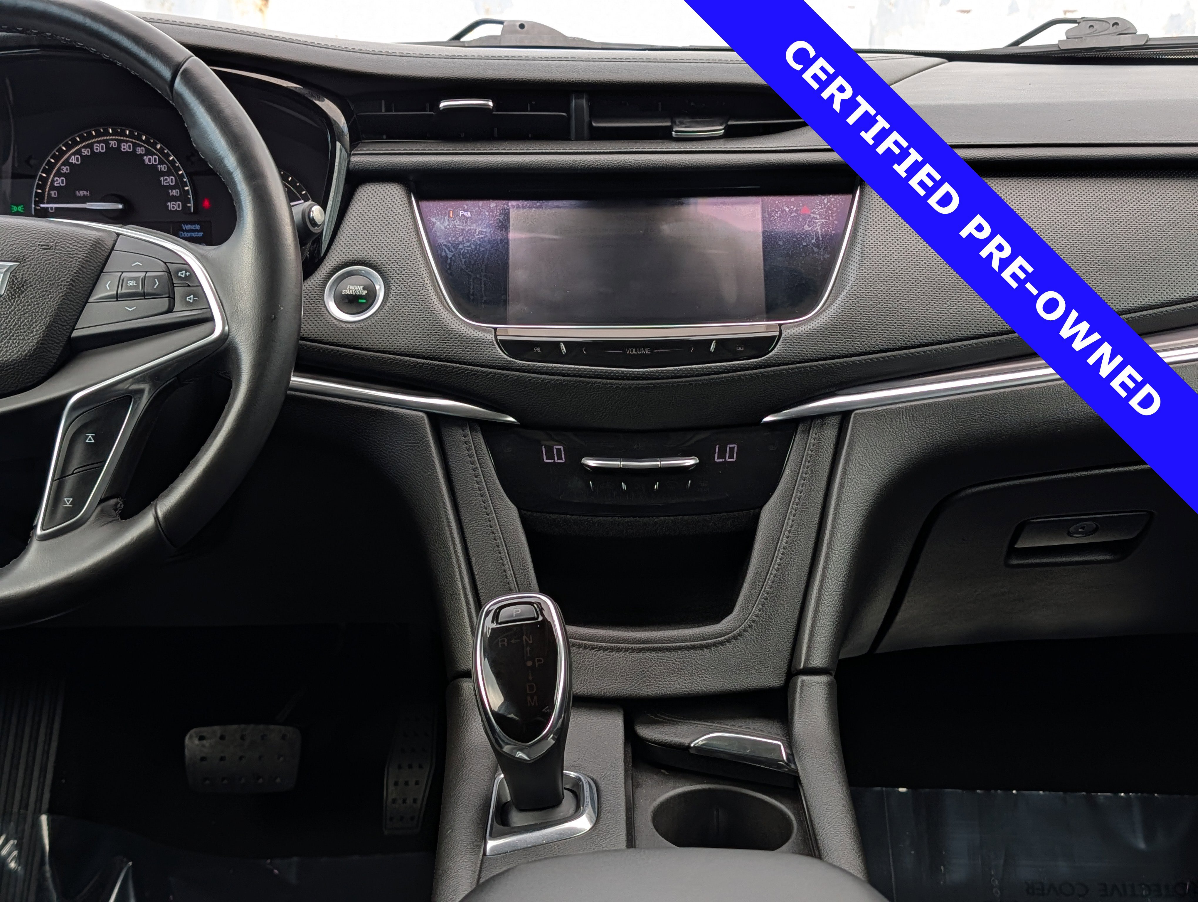Used 2017 Cadillac XT5 Luxury w/ Driver Awareness Package FWD image 19