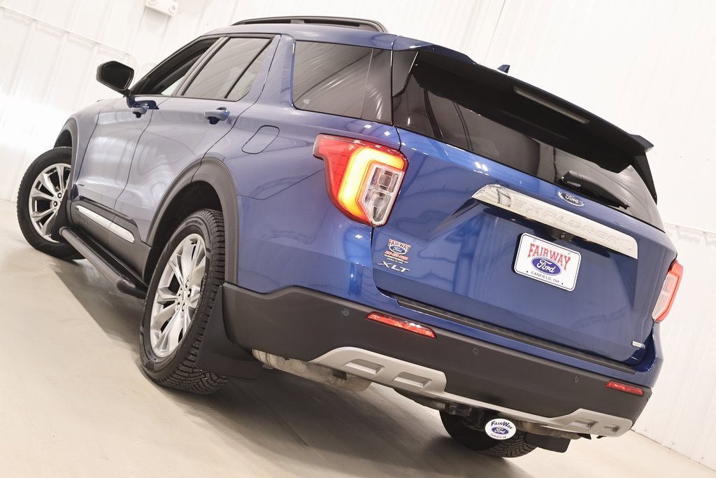 Certified 2020 Ford Explorer XLT w/ Equipment Group 202A image 4