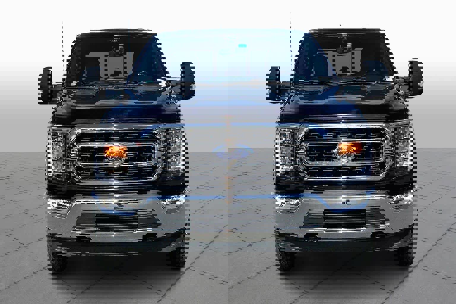 Certified 2022 Ford F150 XLT w/ Equipment Group 302A High image 6