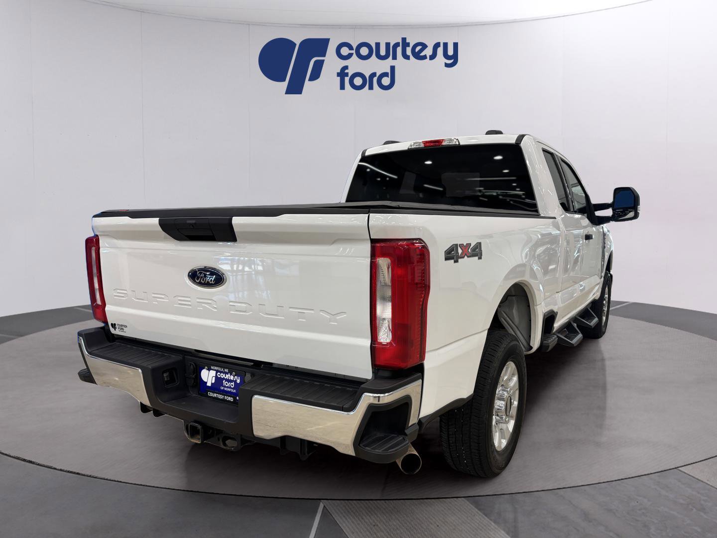 Certified 2023 Ford F250 XLT image 5