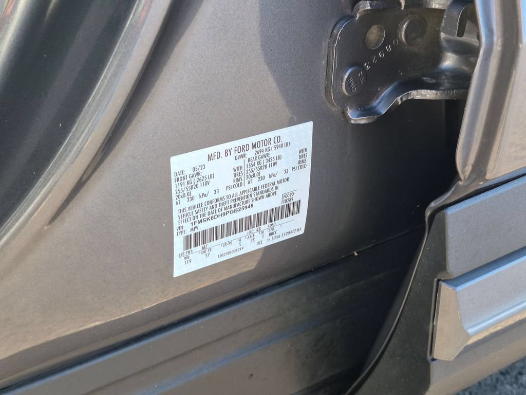 Certified 2023 Ford Explorer XLT w/ Equipment Group 202A AWD/4WD image 25