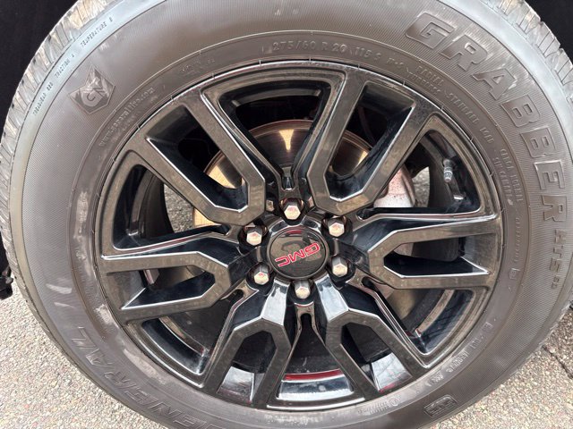 Used 2025 GMC Sierra 1500 Elevation AWD/4WD image 12