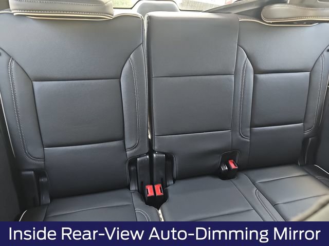Used 2023 GMC Yukon SLT RWD image 14