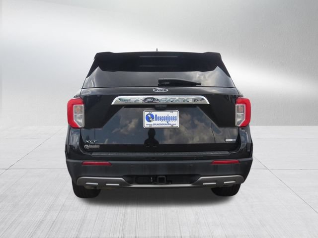 Certified 2020 Ford Explorer XLT w/ Equipment Group 202A AWD/4WD image 3