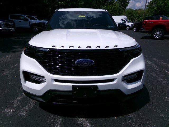 Certified 2023 Ford Explorer ST-Line w/ Class IV Trailer Tow Package AWD/4WD image 3