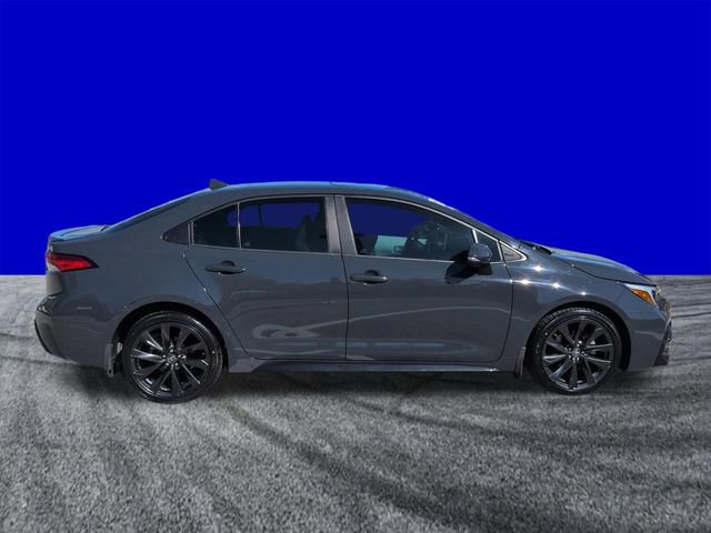 Used 2023 Toyota Corolla SE w/ SE Premium Package image 6