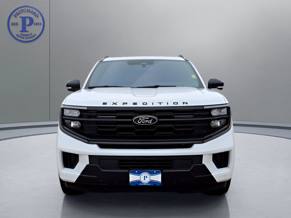 Certified 2025 Ford Expedition Max Platinum w/ Stealth Appearance Package AWD/4WD image 2