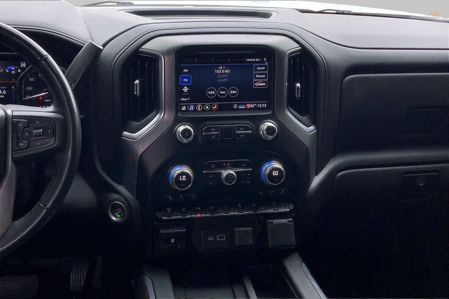 Used 2020 GMC Sierra 2500 Denali w/ Denali Ultimate Package AWD/4WD image 7