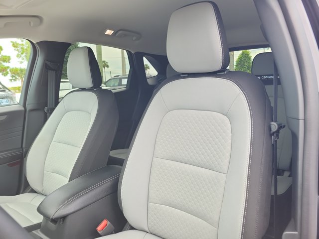 Certified 2026 Ford Escape Active FWD image 18