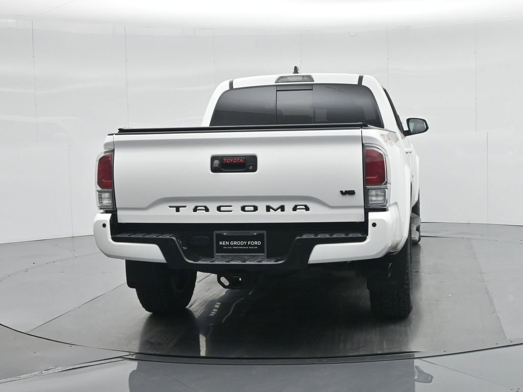 Used 2022 Toyota Tacoma TRD Sport image 28