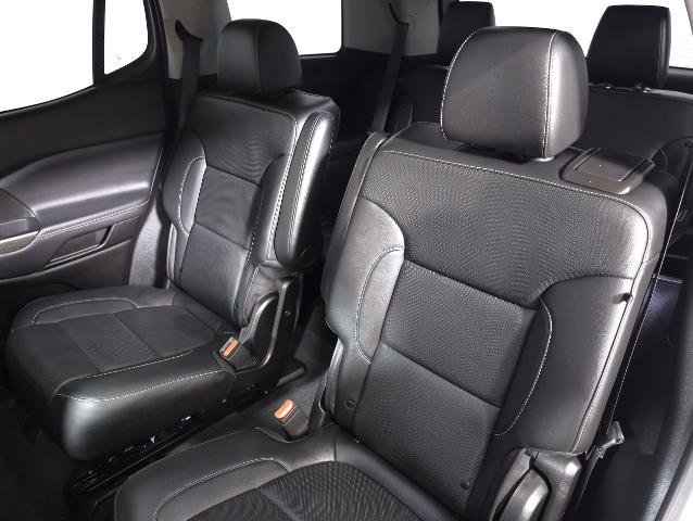 Used 2023 GMC Acadia SLT image 13