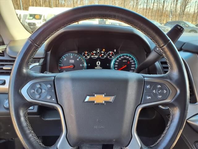Used 2019 Chevrolet Suburban Premier w/ Premier Plus Edition image 21