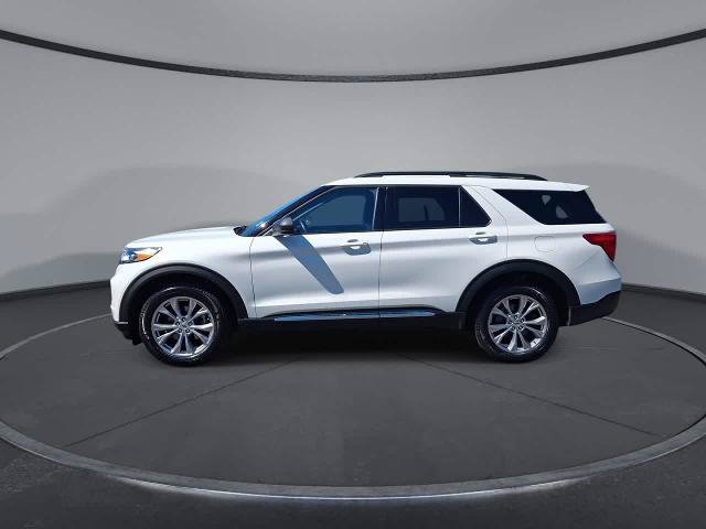 Certified 2023 Ford Explorer XLT w/ Equipment Group 202A AWD/4WD image 5