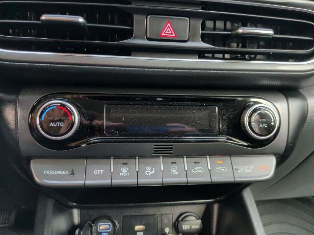 Used 2022 Hyundai Kona SEL w/ Convenience Package image 19