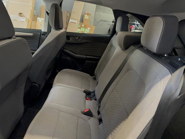 Certified 2022 Ford Escape SE image 9
