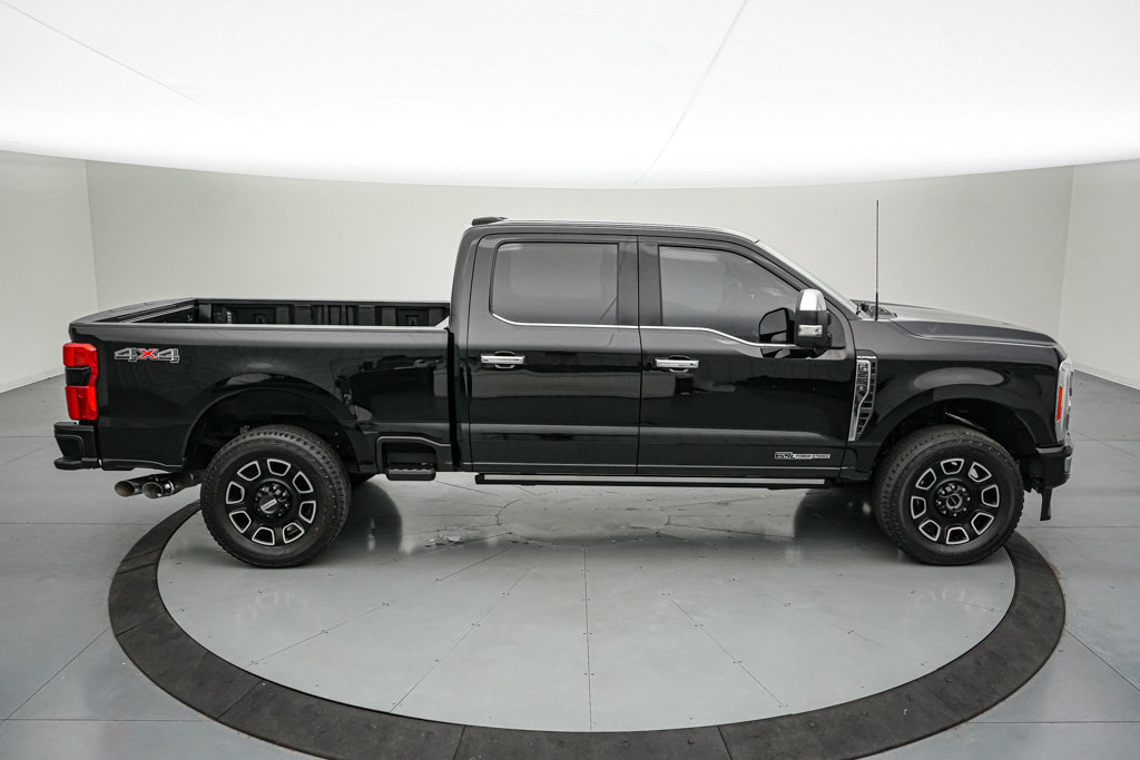 Certified 2023 Ford F250 Platinum AWD/4WD image 3