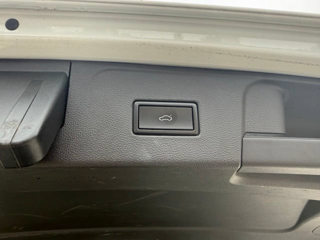 Used 2021 Volkswagen Atlas SE AWD/4WD image 14