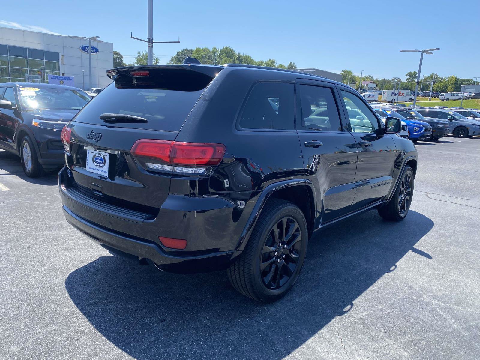 Used 2021 Jeep Grand Cherokee Laredo X RWD image 7