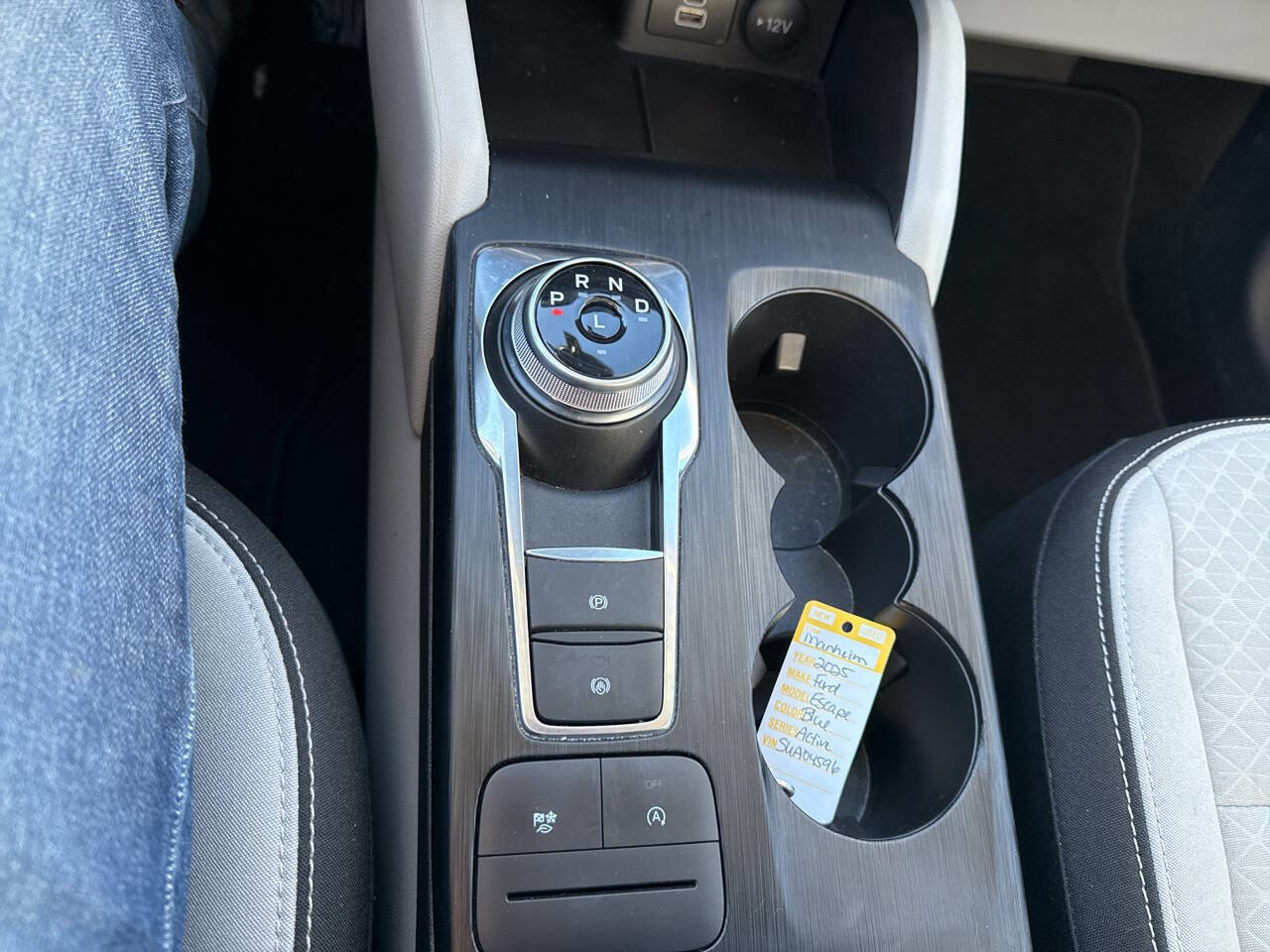 Certified 2025 Ford Escape Active image 27