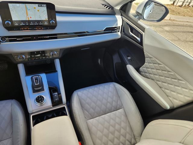 Used 2022 Mitsubishi Outlander SEL image 13