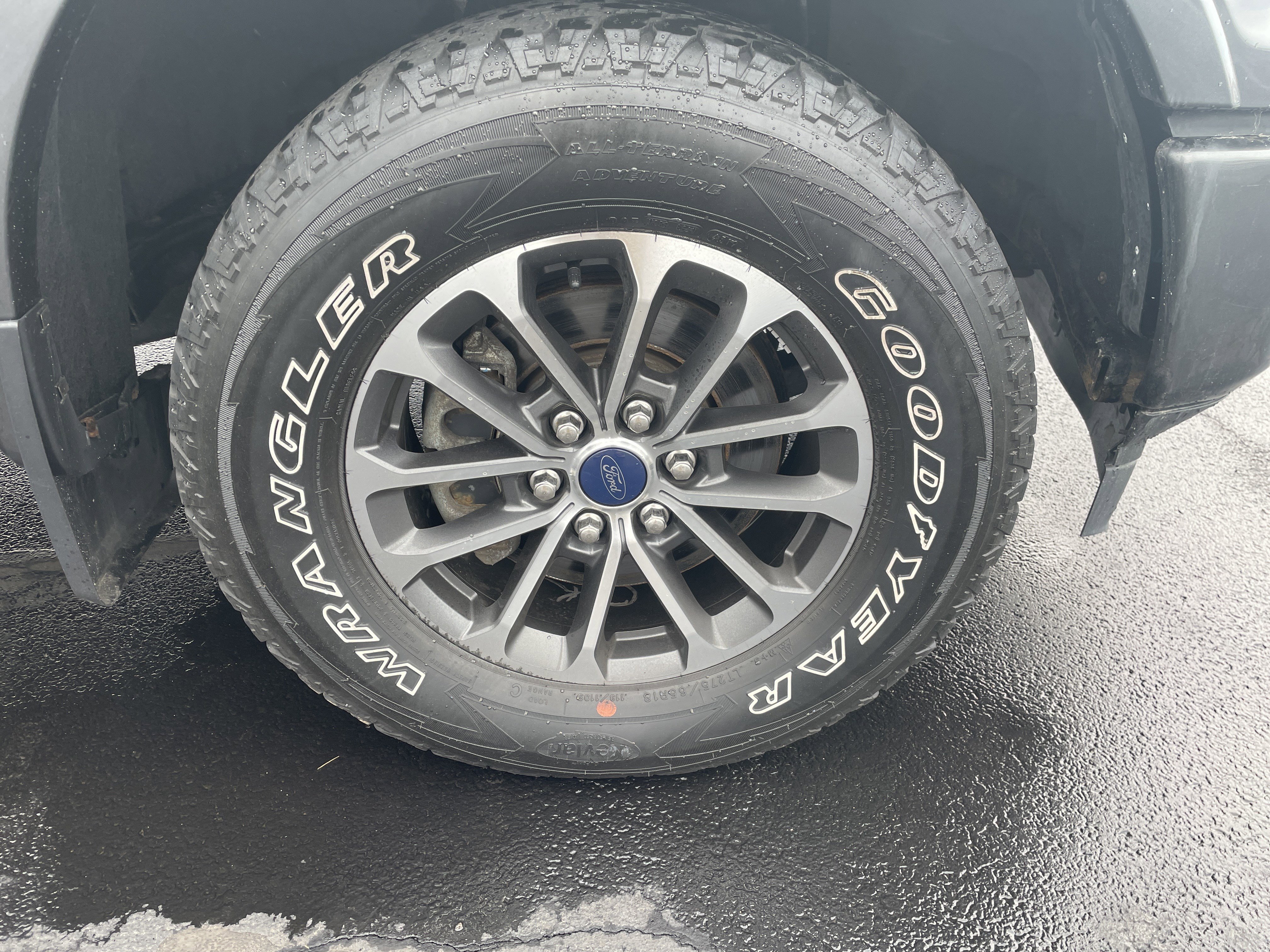 Certified 2020 Ford F150 XLT w/ Equipment Group 301A Mid image 15