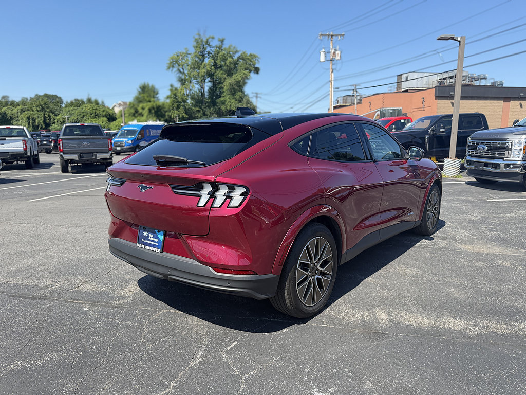 Certified 2025 Ford Mustang Mach-E Premium AWD/4WD image 8