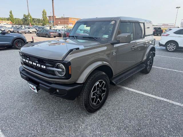 Certified 2025 Ford Bronco Outer Banks AWD/4WD image 4