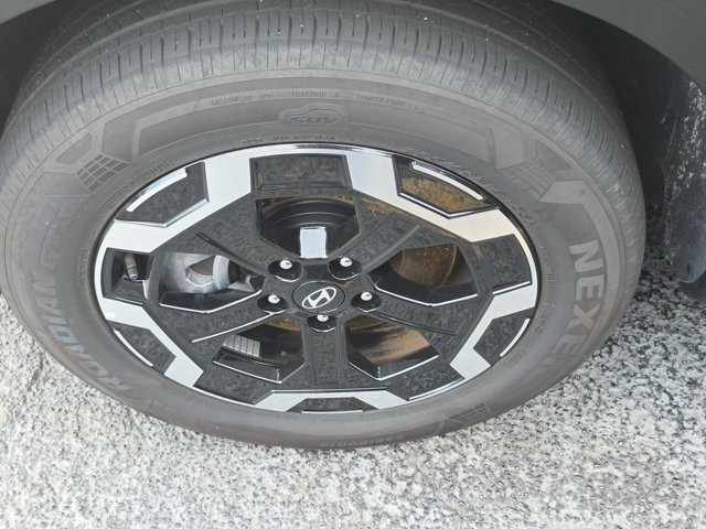 Used 2026 Hyundai Santa Fe SEL FWD image 23