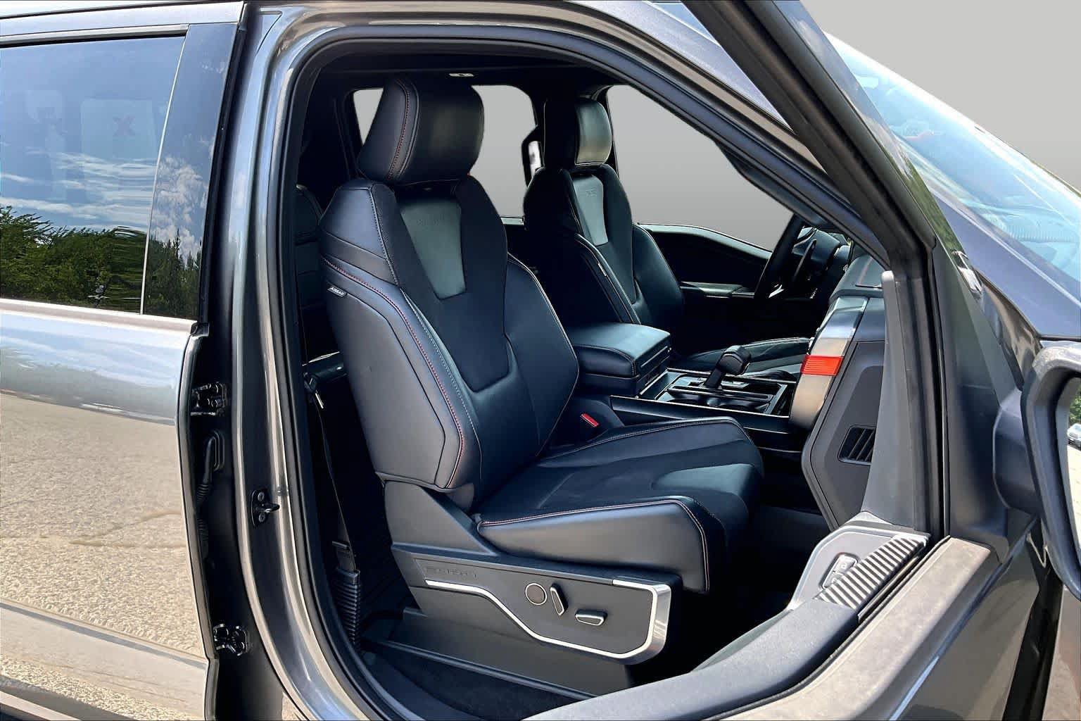 Certified 2025 Ford F150 Raptor AWD/4WD image 8