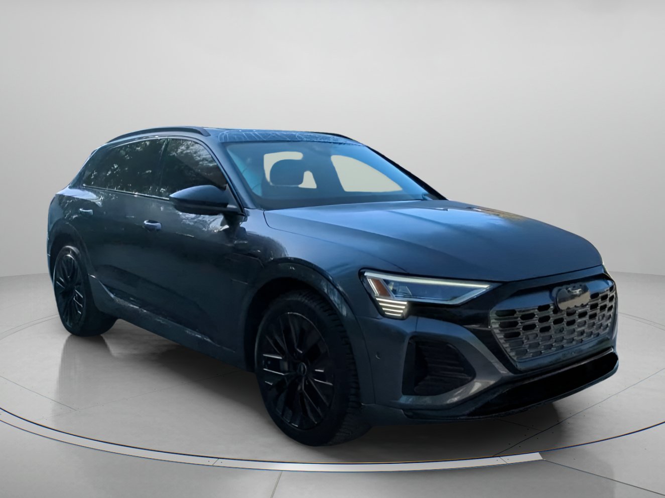 Used 2024 Audi Q8 e-tron Prestige AWD/4WD image 2