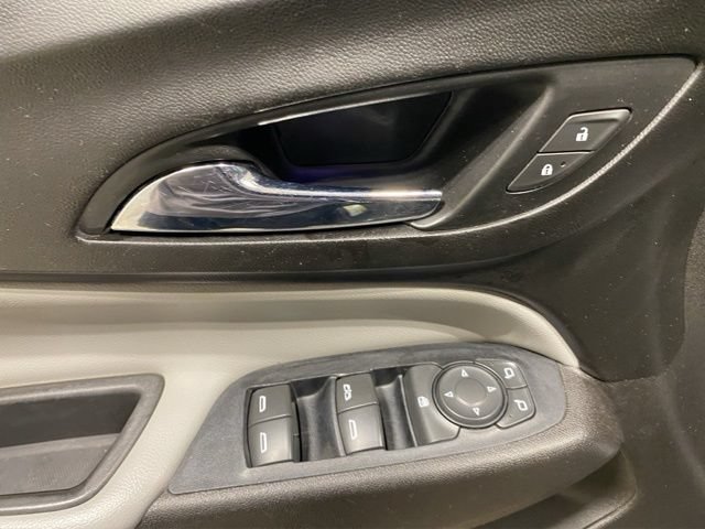 Used 2018 Chevrolet Equinox LT AWD/4WD image 13