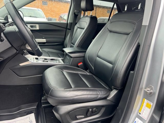 Certified 2023 Ford Explorer XLT w/ Equipment Group 202A AWD/4WD image 20