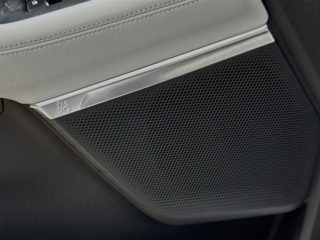 Certified 2025 Ford Expedition Max Platinum image 24