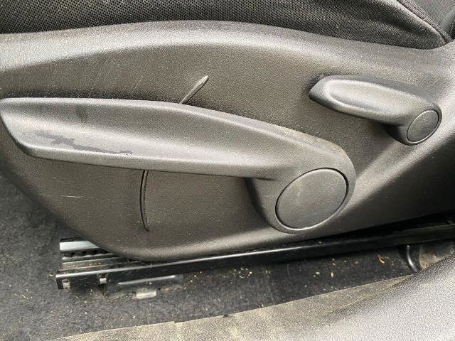 Used 2020 Jeep Renegade Latitude FWD image 15