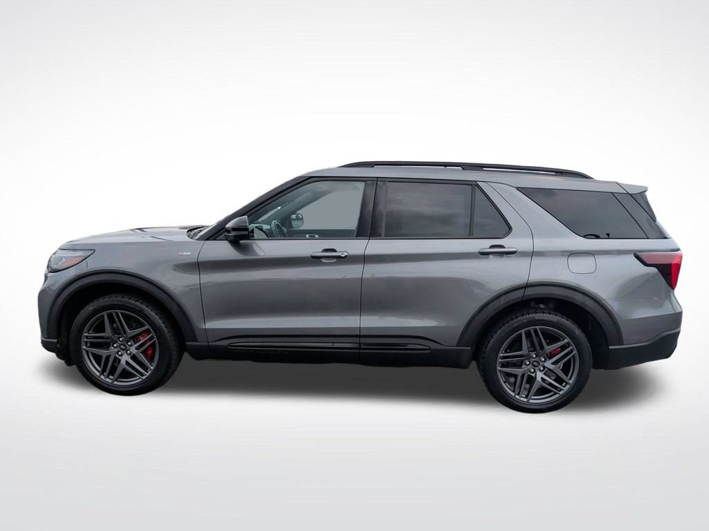 Certified 2025 Ford Explorer ST-Line w/ ST-Line Street Pack AWD/4WD image 13